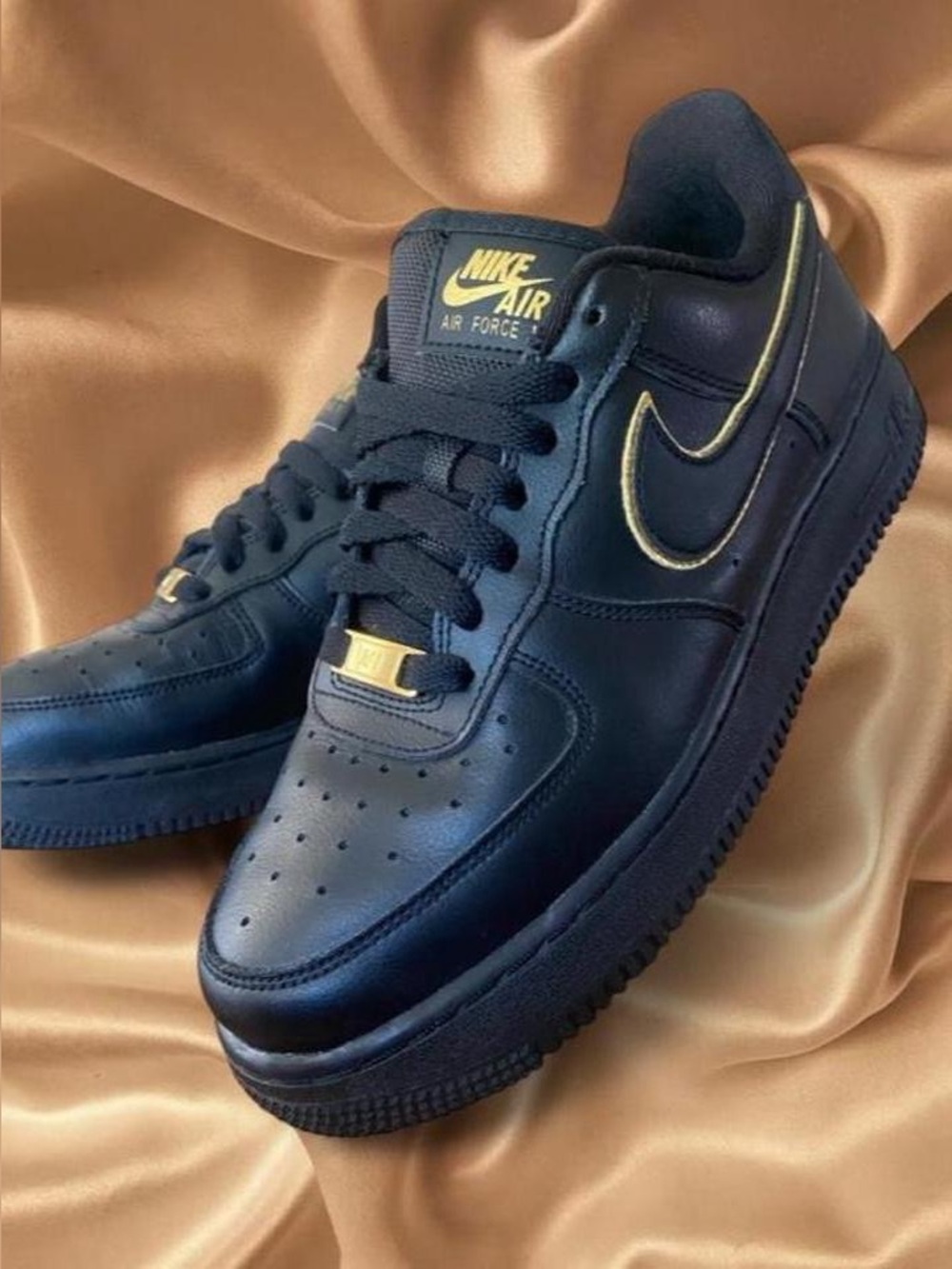 Nike Air Force 1 Low '07 Essential 'Black Gold Swoosh' – Women's Size 8